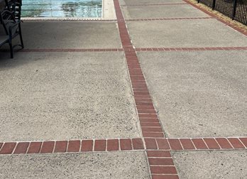 outdated pool deck before resurfacing