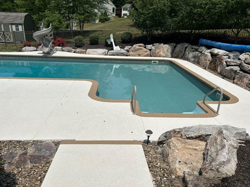 Pool Decks
Pool Decks
Sundek of Pennsylvania
